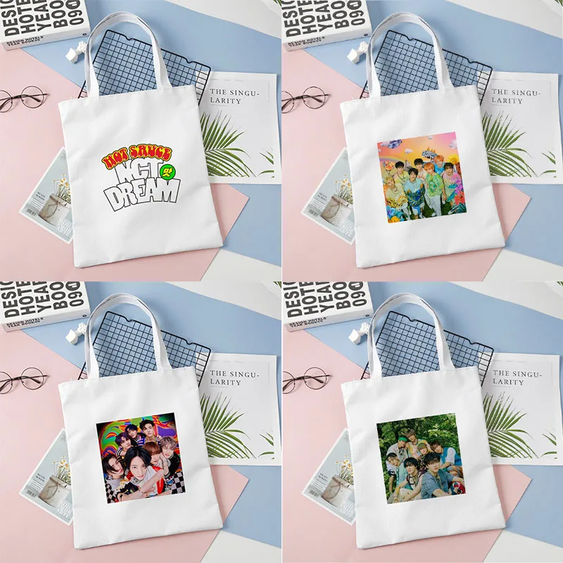 Большая вместительная сумка для покупок Kpop NCT DREAM, креативная белая сумка Jisung Jeno HAECHAN MARK JAEMIN RENJUN
Большая вместительная сумка для покупок Kpop NCT DREAM, креативная белая сумка Jisung Jeno HAECHAN MARK JAEMIN RENJUN