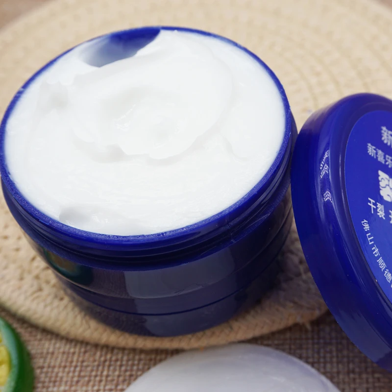 Traditional Chinese Cosmetics Hot Selling! Heel Foot Massage Cream Repair Cream Foot Care Foot Cream Dry Chapped 55g
Traditional Chinese Cosmetics Hot Selling! Heel Foot Massage Cream Repair Cream Foot Care Foot Cream Dry Chapped 55g