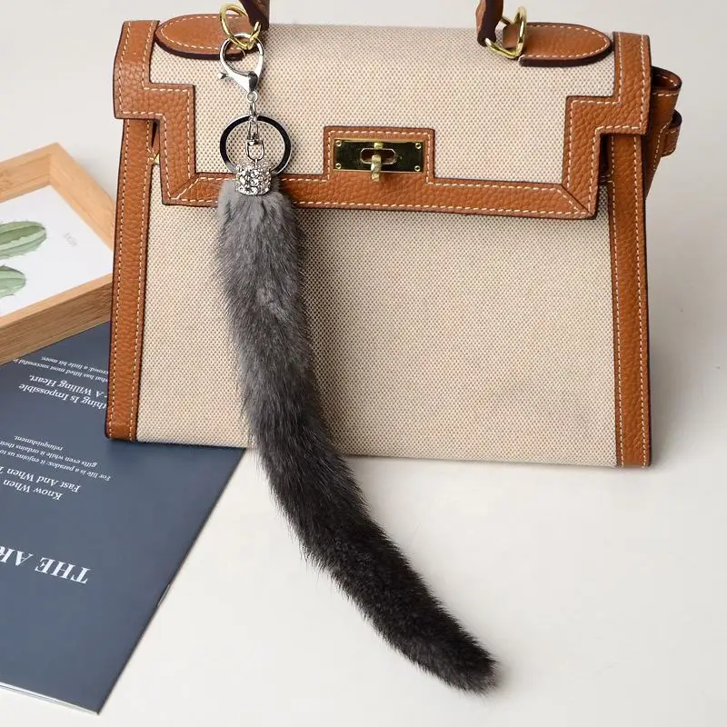 2021 mink fur tail keychain mink fur whole tail car ornament bag pendant fur jewelry wholesale
2021 mink fur tail keychain mink fur whole tail car ornament bag pendant fur jewelry wholesale
