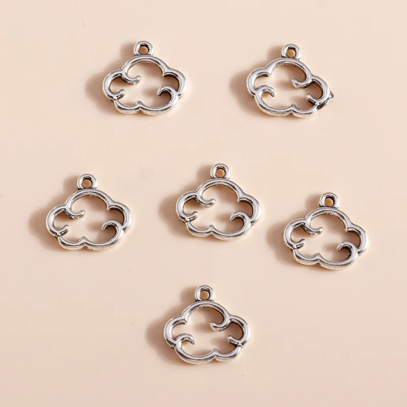 30pcs/lot 15*13mm Hollow Antique Silver Color Mini Cloud Charms DIY Fit Necklaces Pendants Earrings Handmade Jewelry Accessories
30pcs/lot 15*13mm Hollow Antique Silver Color Mini Cloud Charms DIY Fit Necklaces Pendants Earrings Handmade Jewelry Accessories