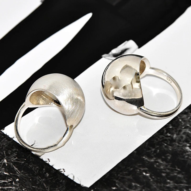 Foxanry Minimalist Stamp Large Ball Smooth Rings for Women New Fashion Creative Birthday Party Jewelry Gifts
Foxanry Minimalist Stamp Large Ball Smooth Rings for Women New Fashion Creative Birthday Party Jewelry Gifts