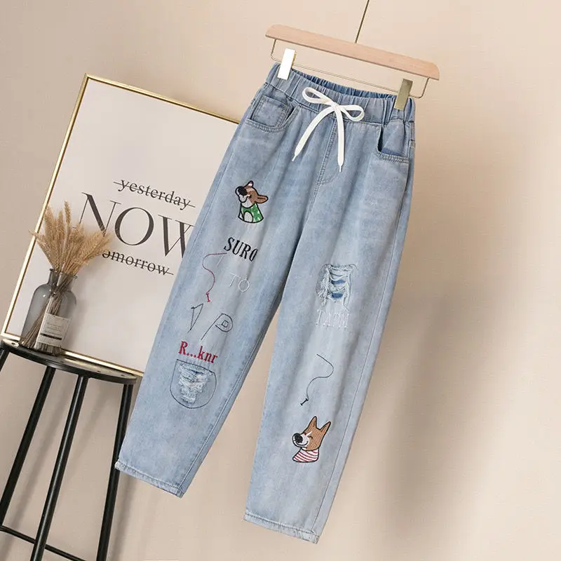 Embroidered jeans women's loose straight elastic waist college style retro literature high waist pants spring and autumn Capris
Embroidered jeans women's loose straight elastic waist college style retro literature high waist pants spring and autumn Capris