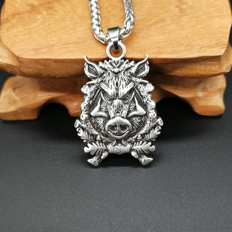 Fashion Viking wild boar pendant men's popular personality wild trend animal jewelry accessories European and American retro hip
Fashion Viking wild boar pendant men's popular personality wild trend animal jewelry accessories European and American retro hip