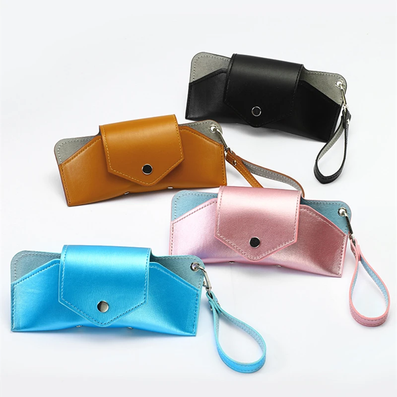 2020 Sun Flower Retro Ins Glasses Bag Portable Fashion Glasses Case Cute Sunglasses Protective Cover Eye Clip Button Glasses Box
2020 Sun Flower Retro Ins Glasses Bag Portable Fashion Glasses Case Cute Sunglasses Protective Cover Eye Clip Button Glasses Box