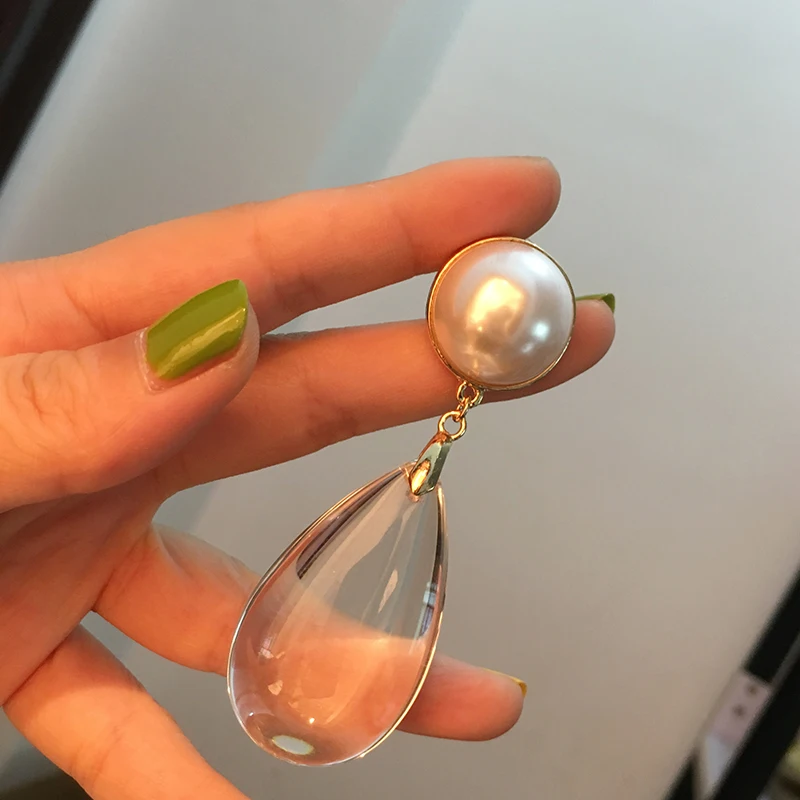 2022 NEW Premium Luxury Crystal Drop Pearl Exclusive Earrings For Women Korean Fashion Earrings Party Jewelry Accessories Gifts
2022 NEW Premium Luxury Crystal Drop Pearl Exclusive Earrings For Women Korean Fashion Earrings Party Jewelry Accessories Gifts