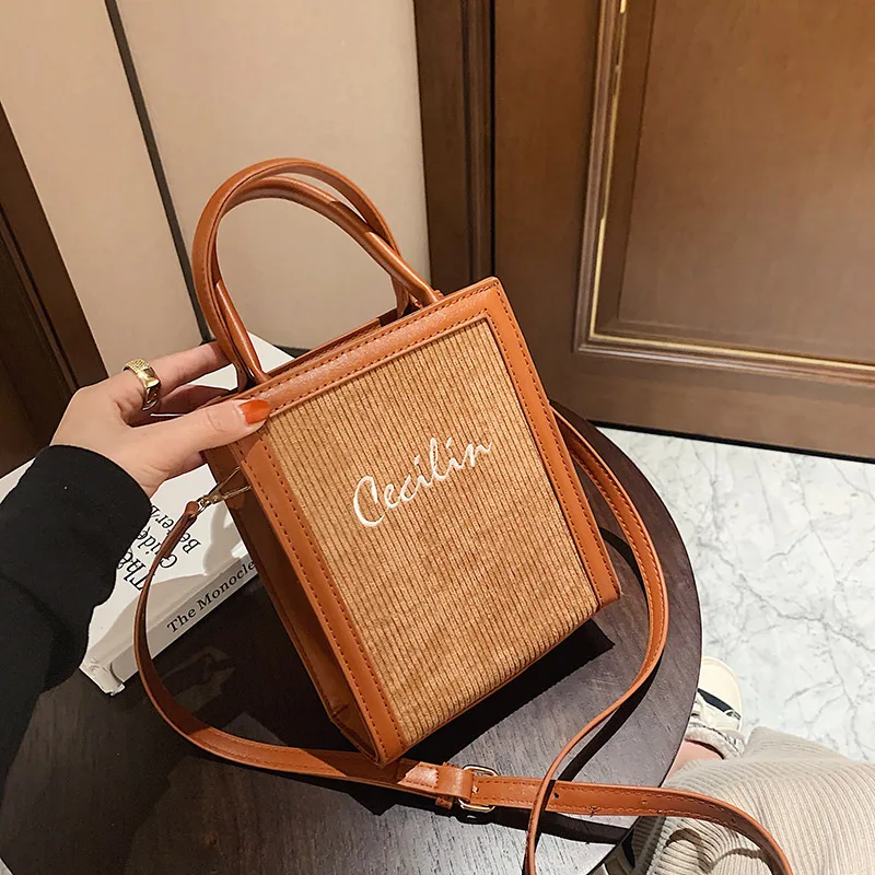 Net Red Design Package 2020 Autumn Winter New Women Tide Fashion Handbag Small Square All-Match Shoulder Crossbody Bag
Net Red Design Package 2020 Autumn Winter New Women Tide Fashion Handbag Small Square All-Match Shoulder Crossbody Bag