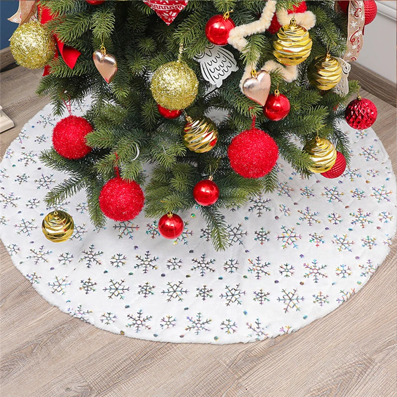 Christmas Plush Snowflake Sequins Tree Skirt Three-color Embroidered Tree Skirt Xmas Tree Decor Venue Layout Festive Supplies
Christmas Plush Snowflake Sequins Tree Skirt Three-color Embroidered Tree Skirt Xmas Tree Decor Venue Layout Festive Supplies