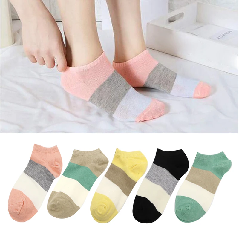 Women's Socks & Hosiery
Women's Socks & Hosiery