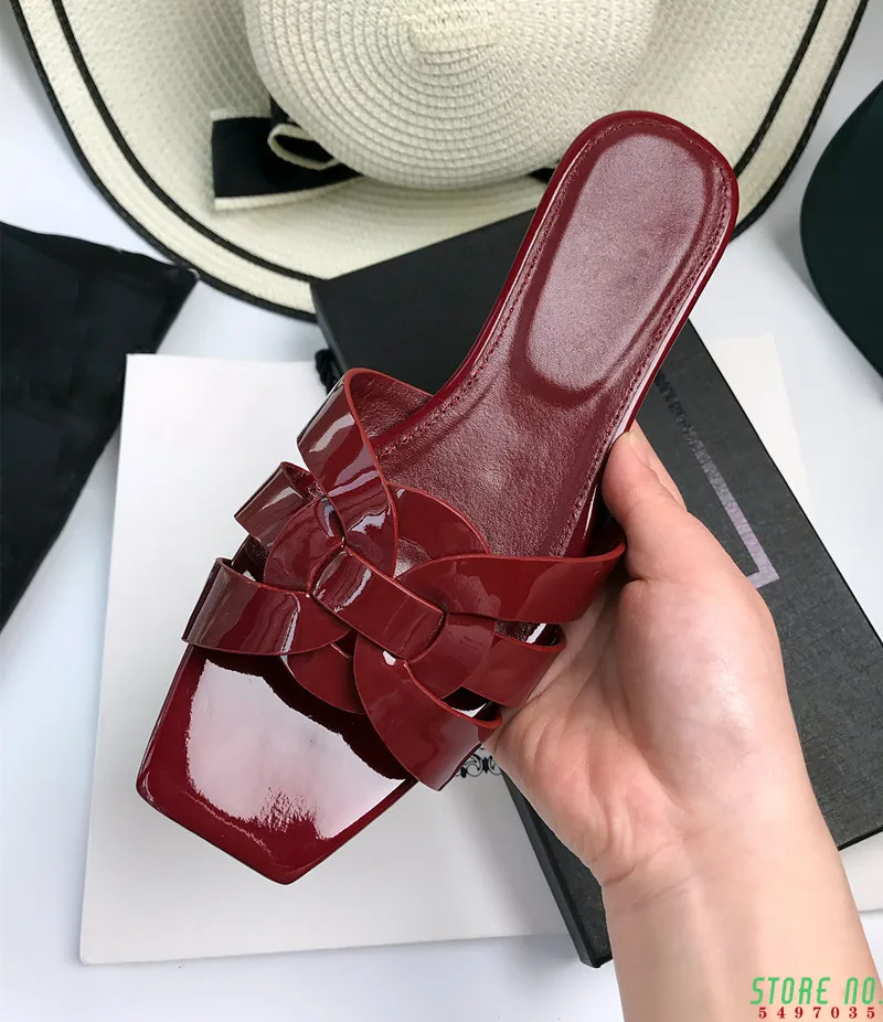 2020 New Designer Weave Women Slippers Runway Brand Square Open Toe Flat Shoes Ladies Summer Casual Beach Sandals Shoes
2020 New Designer Weave Women Slippers Runway Brand Square Open Toe Flat Shoes Ladies Summer Casual Beach Sandals Shoes