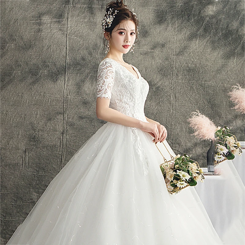 Lace Wedding Dresses CR717 Short Sleeve Formal Bridal Gowns V-Neck Plus Size Wedding Dress Embroidery Vestidos De Novia 2020 
Lace Wedding Dresses CR717 Short Sleeve Formal Bridal Gowns V-Neck Plus Size Wedding Dress Embroidery Vestidos De Novia 2020