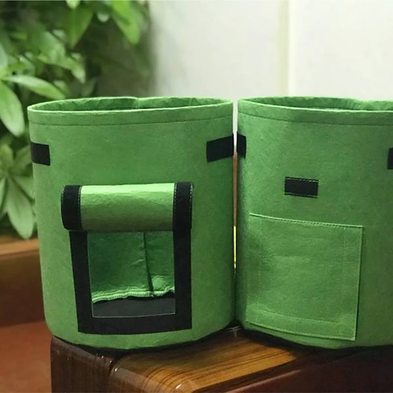 2 Pack Foldable Household Planting Bag with Flip Cover and Handle Planting Potato, Carrot, Tomato Planting Bag
2 Pack Foldable Household Planting Bag with Flip Cover and Handle Planting Potato, Carrot, Tomato Planting Bag