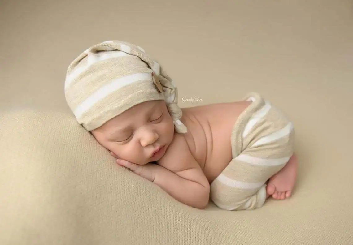 Newborn Photography Props Crochet Hat Pants Baby Photo Outfits Baby Pants and Hat 0-4 Months Newborn Fotografia Accessories
Newborn Photography Props Crochet Hat Pants Baby Photo Outfits Baby Pants and Hat 0-4 Months Newborn Fotografia Accessories