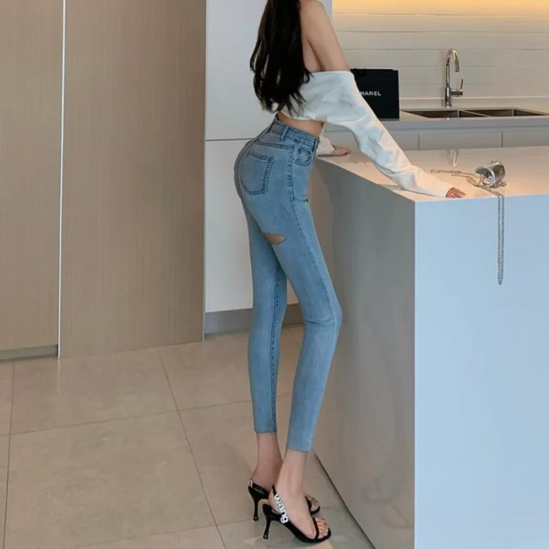 Woman Skinny Jeans Ripped High Waist Clothes Blue Denim Clothing Streetwear Vintage Quality 2021 Sretch Fashion Harajuku
Woman Skinny Jeans Ripped High Waist Clothes Blue Denim Clothing Streetwear Vintage Quality 2021 Sretch Fashion Harajuku