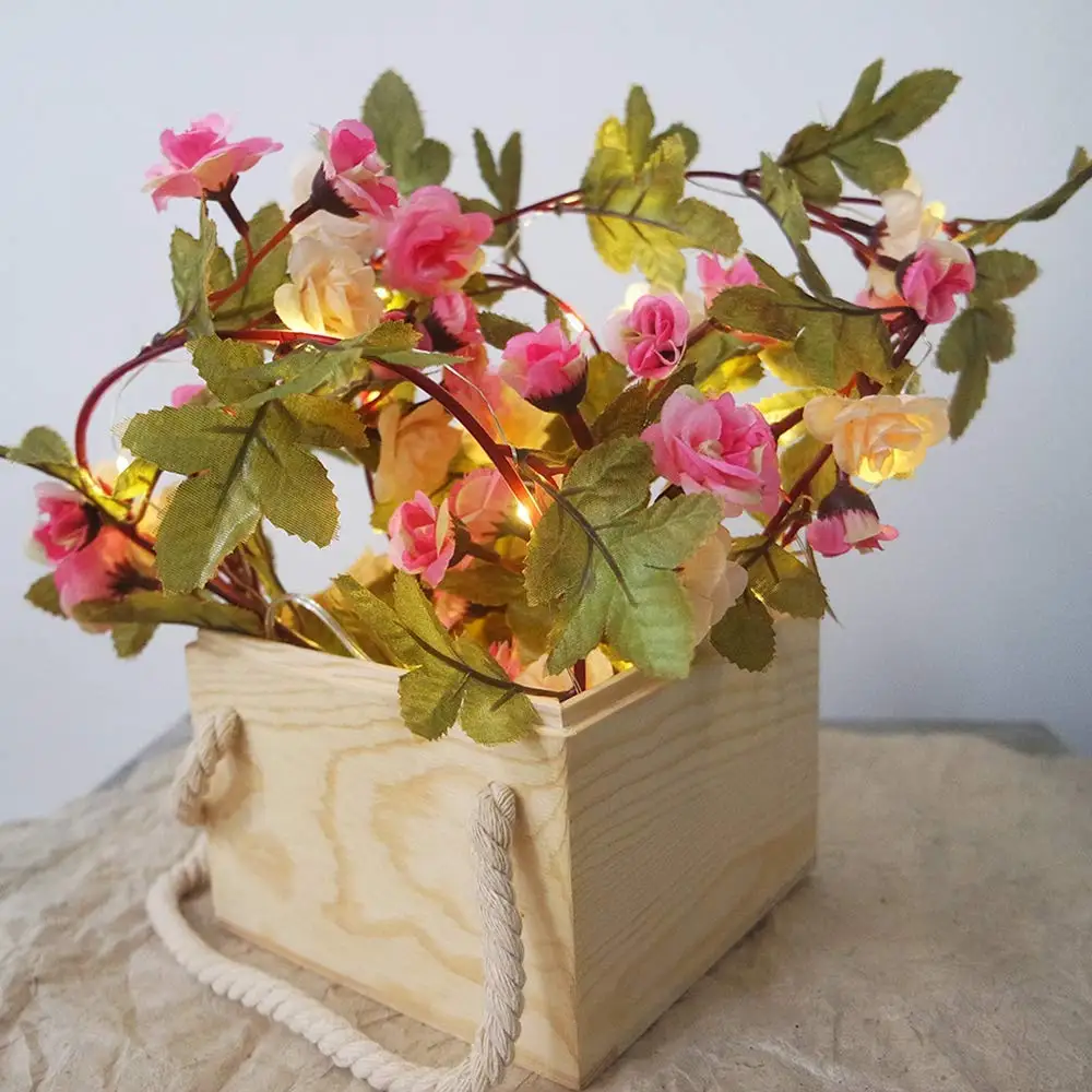 2M/5M/10M Artificial Rose Flowers Leaves Vine string Lights Battery Powered Hanging Copper Wire Garland for Christmas Wedding 
2M/5M/10M Artificial Rose Flowers Leaves Vine string Lights Battery Powered Hanging Copper Wire Garland for Christmas Wedding