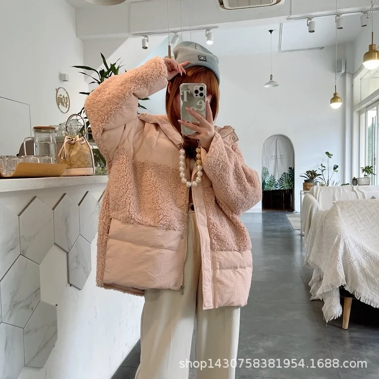 2021 New Down Jacket Women's Winter Dress Hooded Loose Coat Lamb Wool Splicing Korean White Duck Down Short Coat Fashion
2021 New Down Jacket Women's Winter Dress Hooded Loose Coat Lamb Wool Splicing Korean White Duck Down Short Coat Fashion