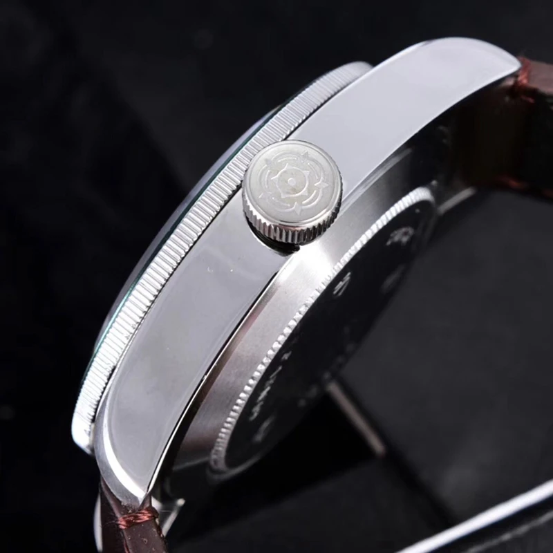 TUDOR- Titanium Schwarz Bay Watch Men Diver women Wristwatch Automatic Mechanical AAA Watches Stainless Steel Sapphire 23
TUDOR- Titanium Schwarz Bay Watch Men Diver women Wristwatch Automatic Mechanical AAA Watches Stainless Steel Sapphire 23