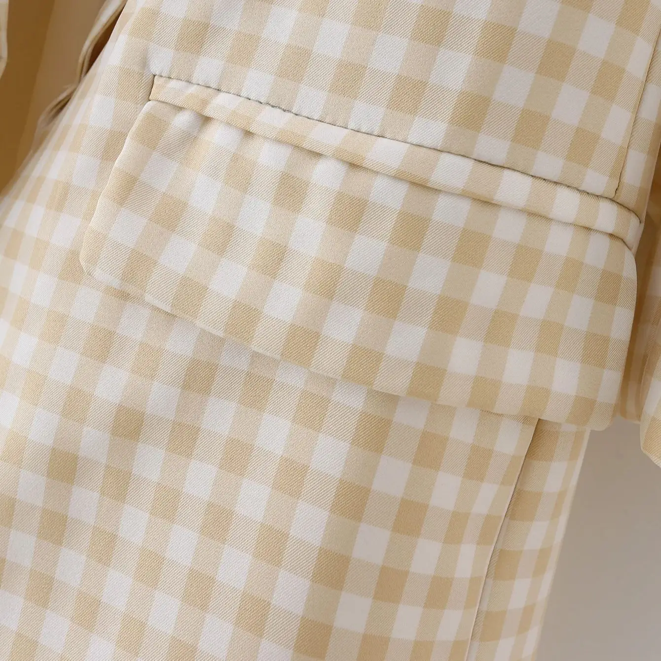 Za 2021 spring autumn lady pocket decorative Blazer Plaid coat fashion casual grid Suits jacket lapel Long Sleeve midi Outerwear
Za 2021 spring autumn lady pocket decorative Blazer Plaid coat fashion casual grid Suits jacket lapel Long Sleeve midi Outerwear
