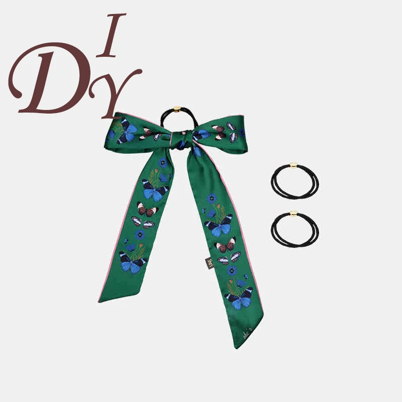 Luxury brand CC design headband pattern imitation silk streamer perfume bottle design elements multiple wearing styles WJ20023
Luxury brand CC design headband pattern imitation silk streamer perfume bottle design elements multiple wearing styles WJ20023
