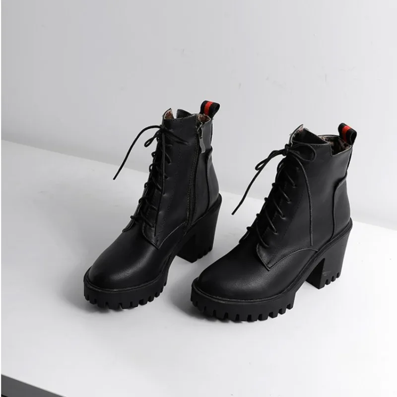 Winter 2021 New Fashion Ladies Short Booties Zipper Black Woman Shoes Thick Heels Round Toe Waterproof Mid Calf Female Boots
Winter 2021 New Fashion Ladies Short Booties Zipper Black Woman Shoes Thick Heels Round Toe Waterproof Mid Calf Female Boots