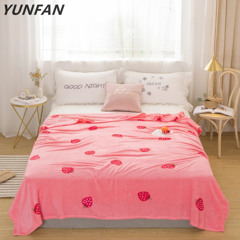 Pink strawberry Flannel Blanket sofa bedding throw blanket winter soft blanket twin full queen Good quality thin girls blankets
Pink strawberry Flannel Blanket sofa bedding throw blanket winter soft blanket twin full queen Good quality thin girls blankets