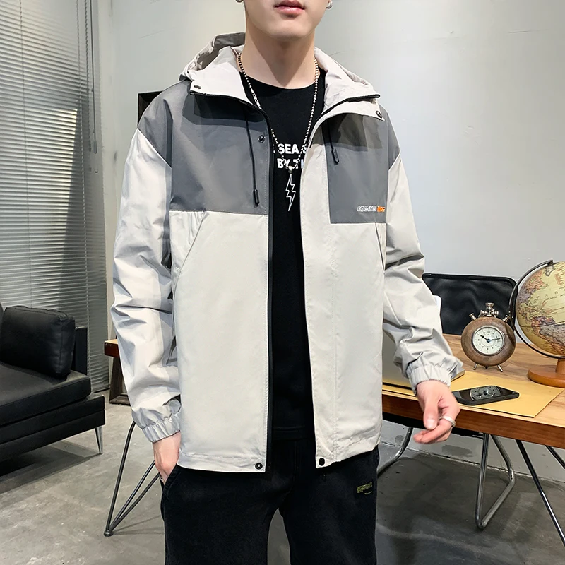 New Men's Japanese Spring Autumn Thin Hooded Jacket Outdoor Waterproof Windbreaker Zipper Hooded Jacket Classic Hiking Jacket
New Men's Japanese Spring Autumn Thin Hooded Jacket Outdoor Waterproof Windbreaker Zipper Hooded Jacket Classic Hiking Jacket