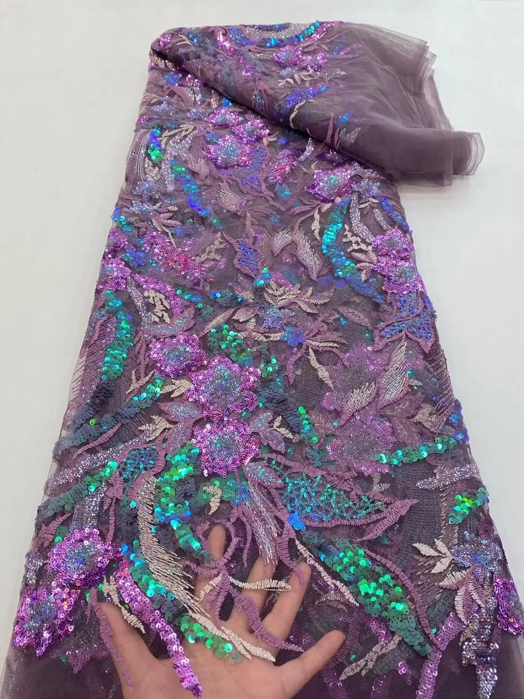 Latest African Lace Fabric 2021 High Quality Velvet Lace rose gold Nigerian Lace Fabrics For Wedding Dress
Latest African Lace Fabric 2021 High Quality Velvet Lace rose gold Nigerian Lace Fabrics For Wedding Dress