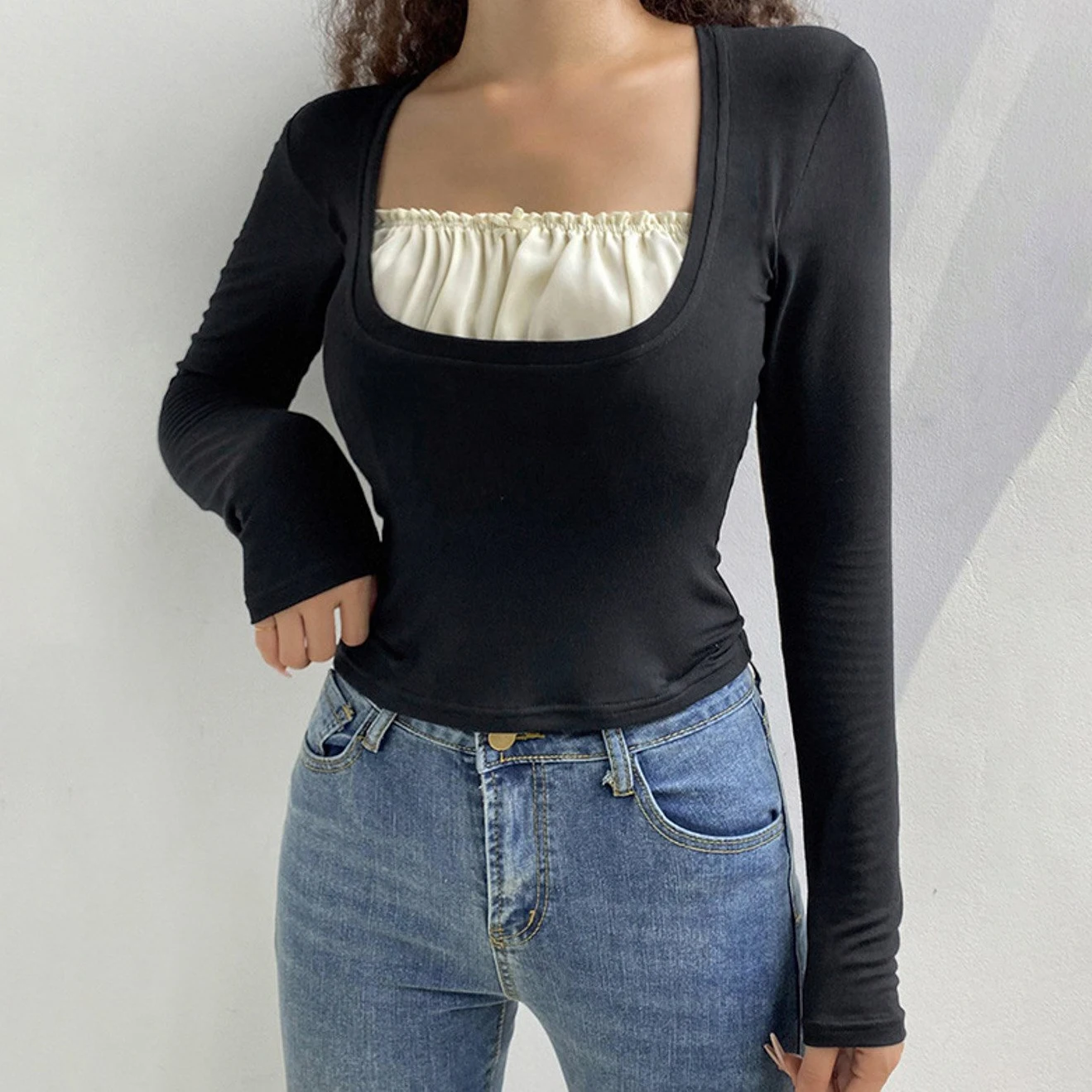 Модная облегающая женская футболка Y2K, топы с цветным квадратным воротником и длинным рукавом, женская одежда в стиле ретро, осенняя женская...
Модная облегающая женская футболка Y2K, топы с цветным квадратным воротником и длинным рукавом, женская одежда в стиле ретро, осенняя женская...