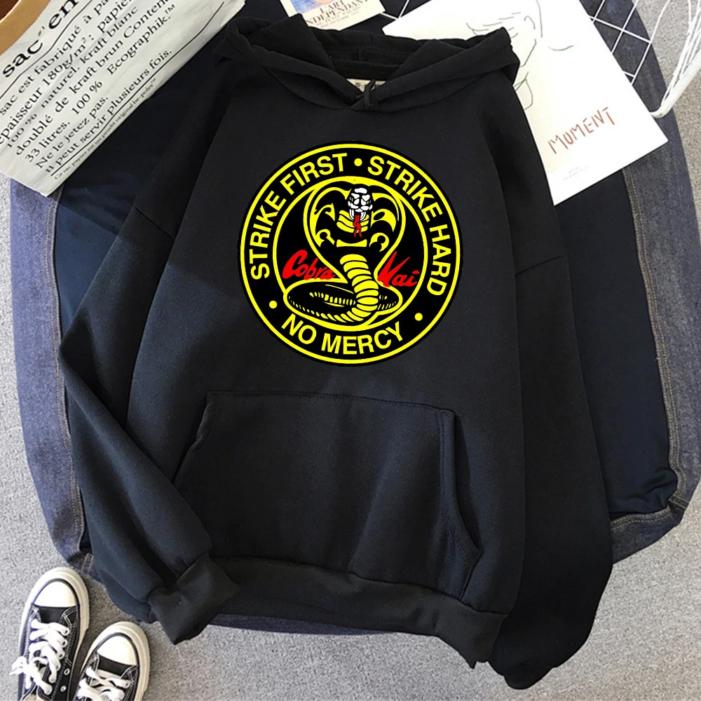 Hoody Cobra Kai Printing New Autumn Warm Men Hooded Hoodies Oversized Harajuku Men Sweatshirt Street Fashion Punk Male Pullover
Hoody Cobra Kai Printing New Autumn Warm Men Hooded Hoodies Oversized Harajuku Men Sweatshirt Street Fashion Punk Male Pullover