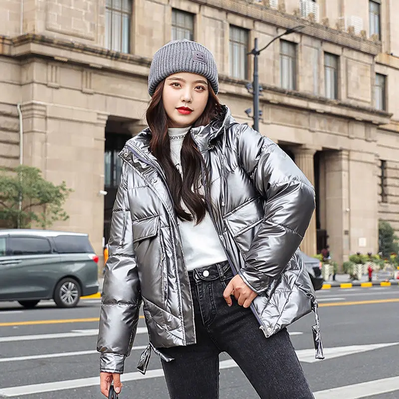 2021 New Winter Parkas High Quality Hooded Coat Women Fashion Winter Jackets female Warm Winter Woman Clothing Casual Jacket
2021 New Winter Parkas High Quality Hooded Coat Women Fashion Winter Jackets female Warm Winter Woman Clothing Casual Jacket