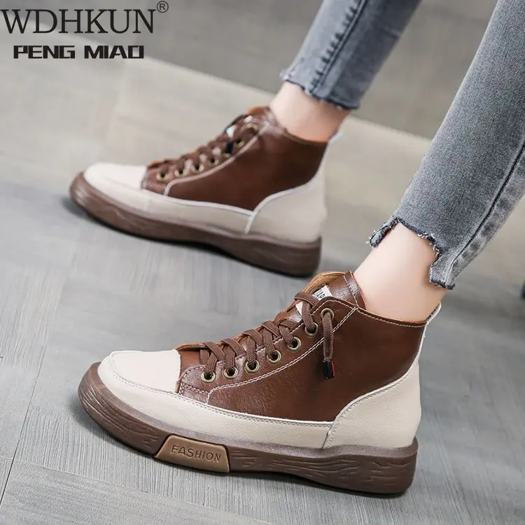 Женские кожаные кроссовки на платформе, повседневные массивные кроссовки на плоской подошве, модная обувь, 2021 
Женские кожаные кроссовки на платформе, повседневные массивные кроссовки на плоской подошве, модная обувь, 2021