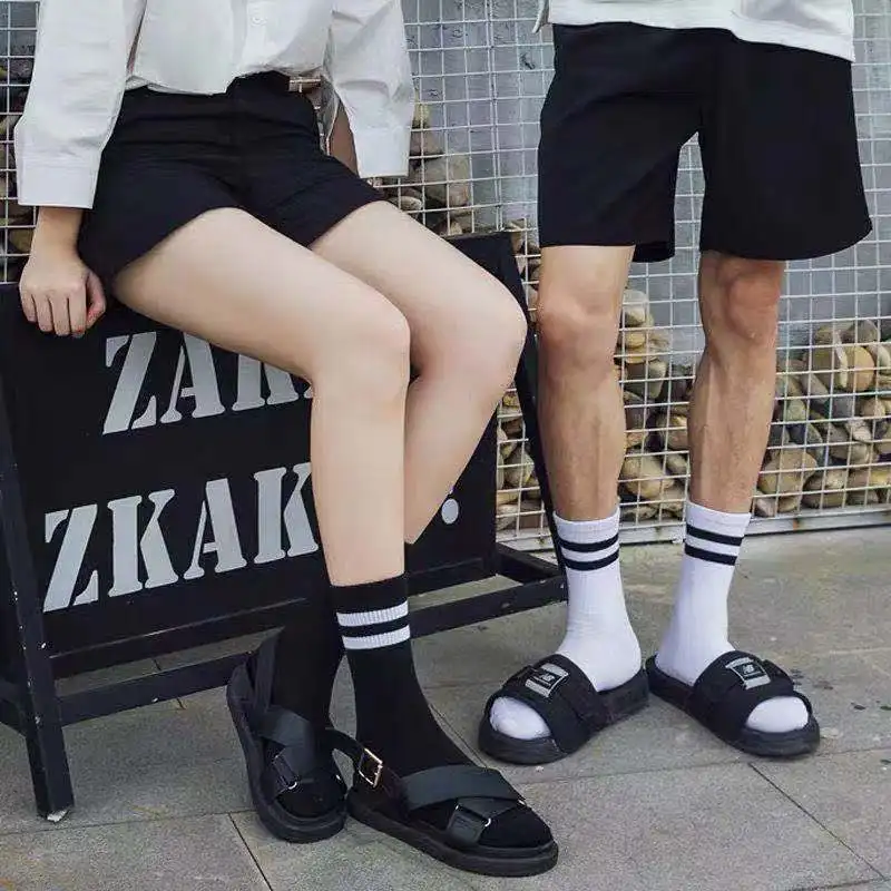 New Women Men Fashion Cotton Sports Crew Socks Black White Color Fashion Style Simple Striped Sports Medium Length Casual Socks
New Women Men Fashion Cotton Sports Crew Socks Black White Color Fashion Style Simple Striped Sports Medium Length Casual Socks