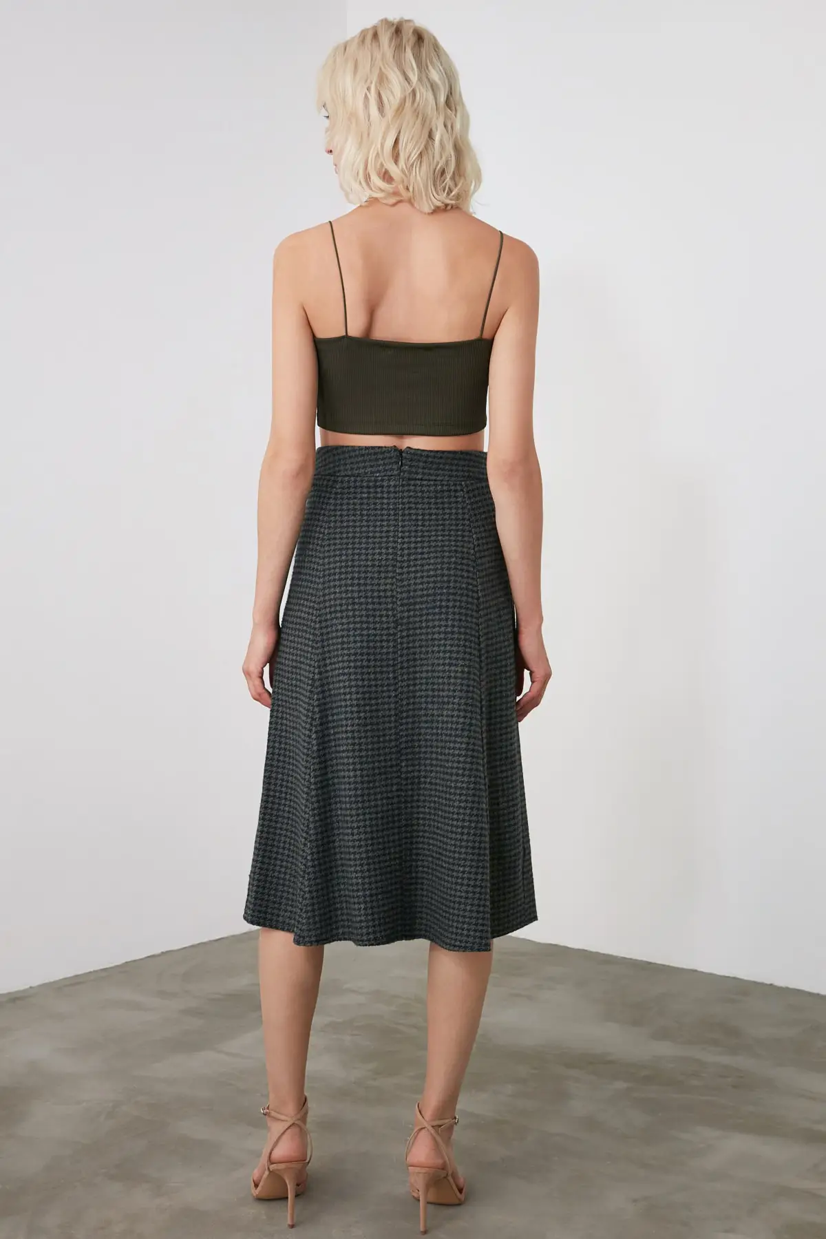 Trendyol Arched Hem TWOAW21ET0592