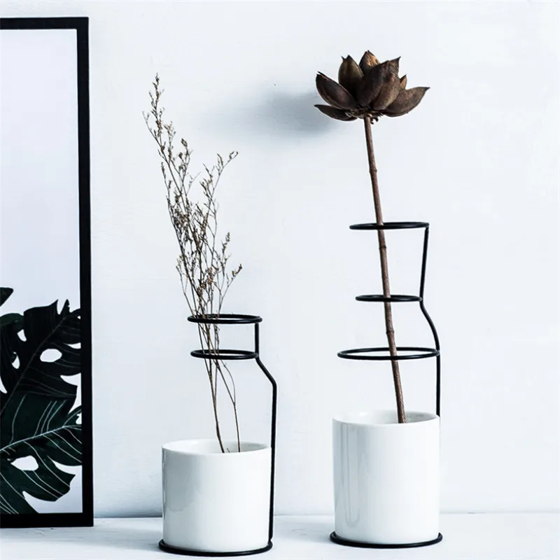 Nordic Minimalist Ceramic Flower Vase with Iron Holder Hydroponic Pot Modern Dried Flowers Container Planter Home Decoration
Nordic Minimalist Ceramic Flower Vase with Iron Holder Hydroponic Pot Modern Dried Flowers Container Planter Home Decoration