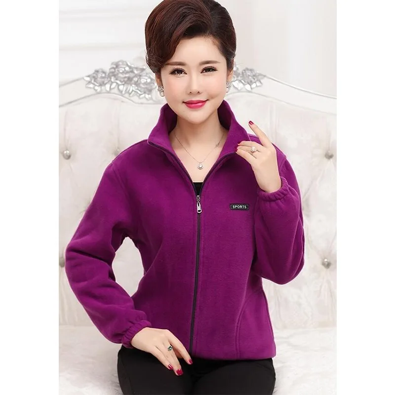 Middle-aged new women winter plus velvet warm Solid color coat large size 4XL Slim fleece top coat Short hooded women coat BB466
Middle-aged new women winter plus velvet warm Solid color coat large size 4XL Slim fleece top coat Short hooded women coat BB466