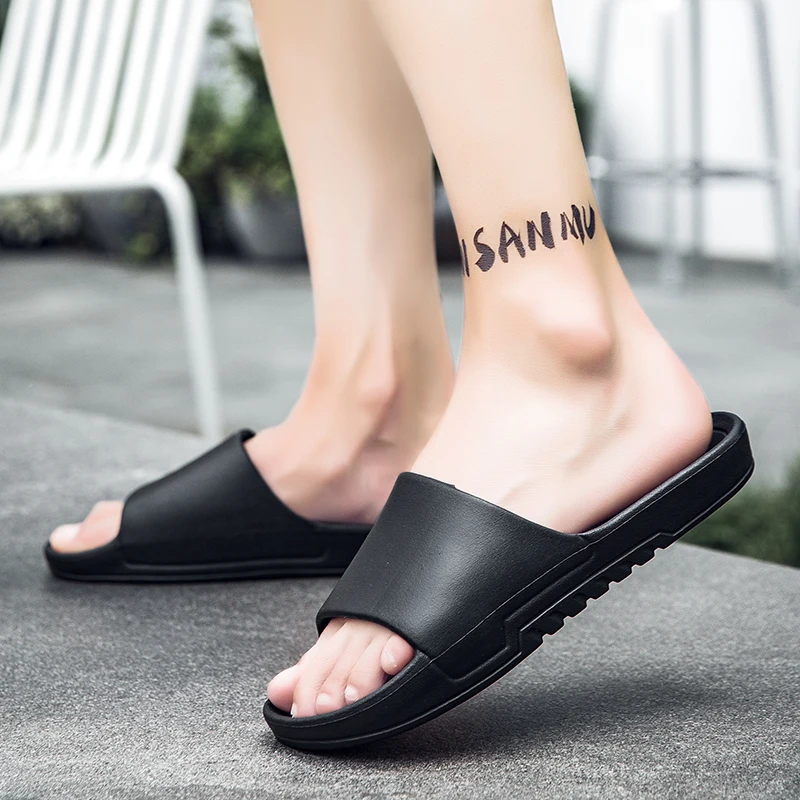 new slippers for women, summer home with indoor bathroom bath skid and odor proof couples soft soles silent men slippers
new slippers for women, summer home with indoor bathroom bath skid and odor proof couples soft soles silent men slippers
