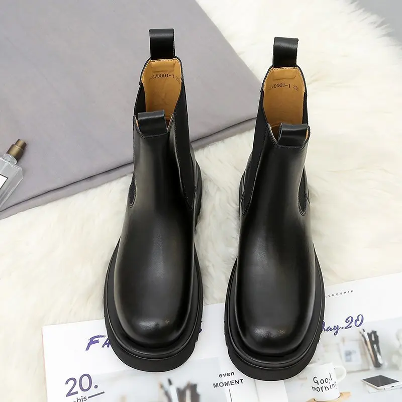2021 Spring Winter New Women's Casual Flat Leather Retro Boots Side Zipper Round Toe Shoes Boots Comfortable Shoes Wome
2021 Spring Winter New Women's Casual Flat Leather Retro Boots Side Zipper Round Toe Shoes Boots Comfortable Shoes Wome