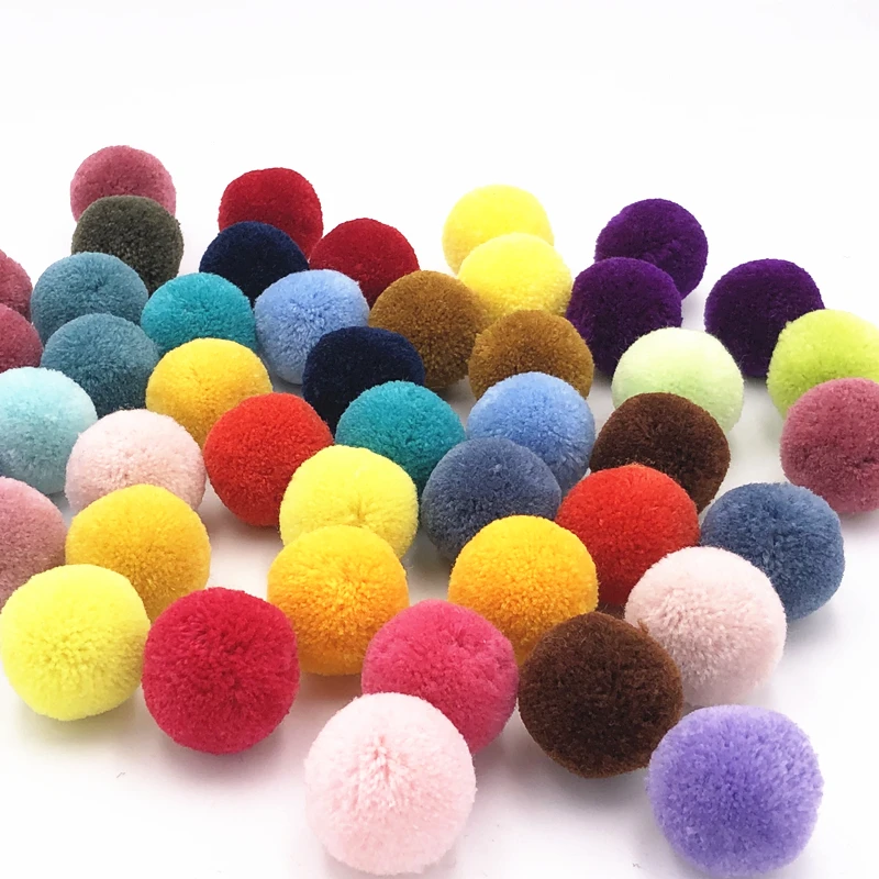 70Pcs/Bag 25mm Cashmere Pompom Ball DIY Wedding Home Velvet Ball Crafts Clothing Jewelry Scarf Wedding Sewing Accessories
70Pcs/Bag 25mm Cashmere Pompom Ball DIY Wedding Home Velvet Ball Crafts Clothing Jewelry Scarf Wedding Sewing Accessories