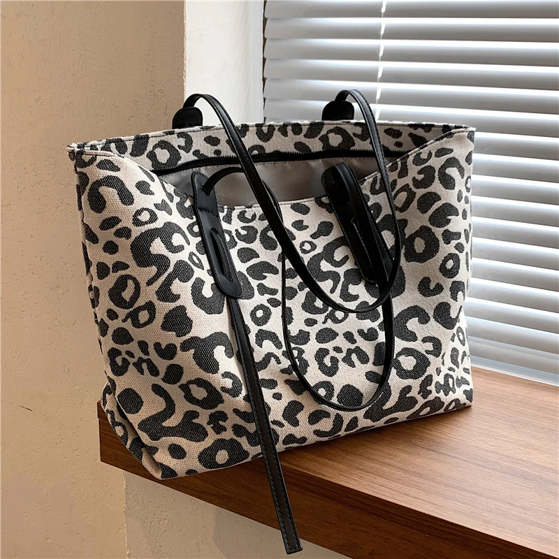 Trendy Leopard Print Big Canvas Tote Bags For Women Large Capacity Female Shopper Shoulder Bags Designer Brand Travel Hand Bags
Trendy Leopard Print Big Canvas Tote Bags For Women Large Capacity Female Shopper Shoulder Bags Designer Brand Travel Hand Bags