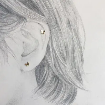 Hot Sale Simple Shiny Glossy Butterfly Earrings Women Korean Sweet Student Gifts for Christmas Jewelry Accessories
Hot Sale Simple Shiny Glossy Butterfly Earrings Women Korean Sweet Student Gifts for Christmas Jewelry Accessories