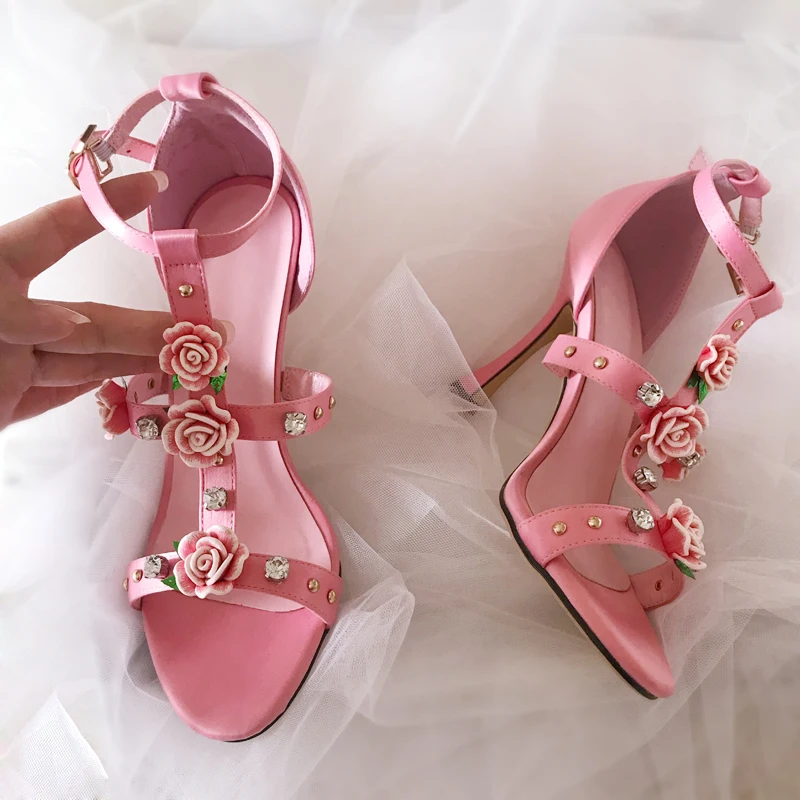 Summer sexy lady Casual Designer women's sandals pink black Flowers strappy high heels bridal wedding Prom Evening Shoes
Summer sexy lady Casual Designer women's sandals pink black Flowers strappy high heels bridal wedding Prom Evening Shoes
