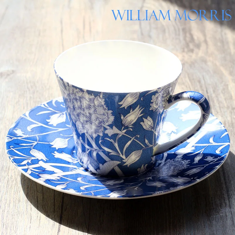 British William Morris Classic Plant Pattern China Coffee Cup & Saucer Set Coffee Mug Mugs Handgrip Ceramic with Tray
British William Morris Classic Plant Pattern China Coffee Cup & Saucer Set Coffee Mug Mugs Handgrip Ceramic with Tray