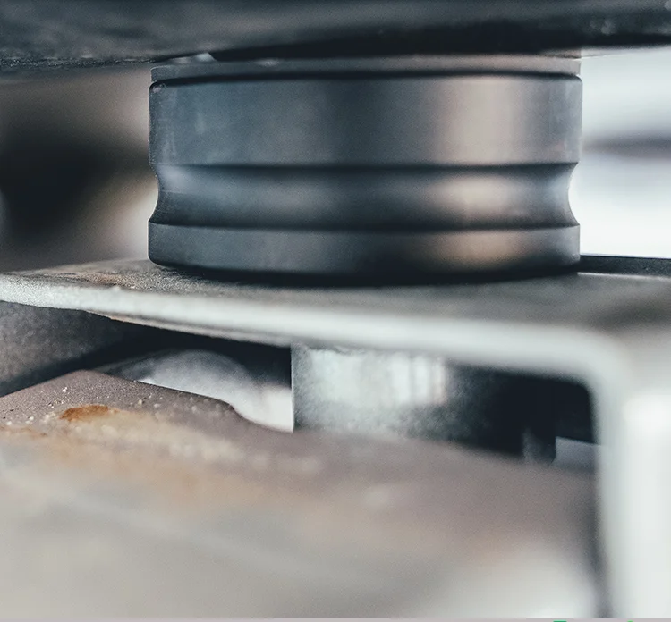 Car chassis jack protection pad Lift Pad Adapter Tool For Tesla Model 3 2017-2019 Protect the chassis from damage
Car chassis jack protection pad Lift Pad Adapter Tool For Tesla Model 3 2017-2019 Protect the chassis from damage