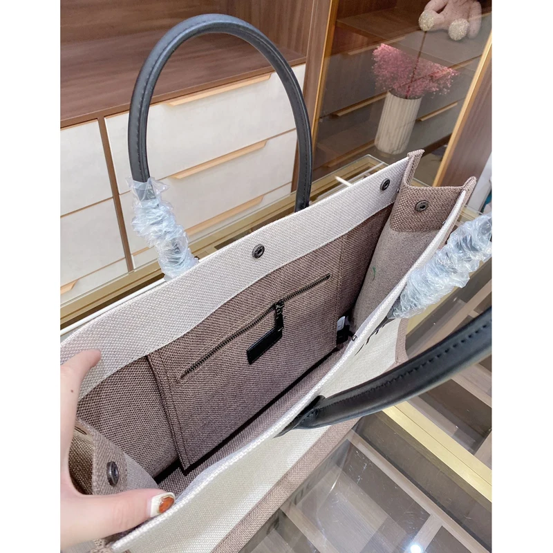 High quality women's Leisure Canvas Shoulder bag shopping cart with autumn and winter
High quality women's Leisure Canvas Shoulder bag shopping cart with autumn and winter