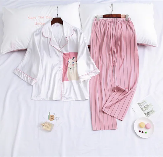 Pajamas Suit Women Lapel Printed Sleepwear Pyjamas Long Sleeve Satin 2PCS Sleep Set Shirt&Pants Spring Summer New Home Wear
Pajamas Suit Women Lapel Printed Sleepwear Pyjamas Long Sleeve Satin 2PCS Sleep Set Shirt&Pants Spring Summer New Home Wear