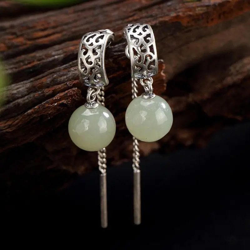Ladies green long section Chinese style natural Hetian white jade inlaid round bead earrings exquisite fashion jewelry
Ladies green long section Chinese style natural Hetian white jade inlaid round bead earrings exquisite fashion jewelry