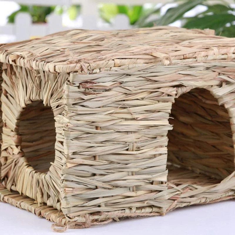 HOT-Rabbit Hut Hand-Woven Hay Bed, Rabbit Hamster Guinea Pig Chinchilla Hut Toy with 2 in 1 Food Hay Feeder
HOT-Rabbit Hut Hand-Woven Hay Bed, Rabbit Hamster Guinea Pig Chinchilla Hut Toy with 2 in 1 Food Hay Feeder