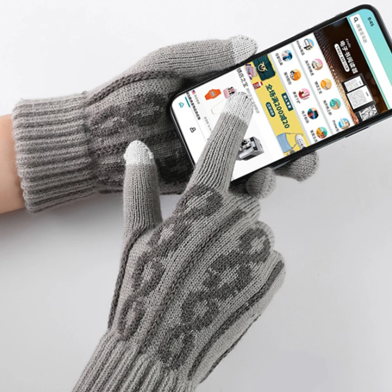 Fashion Winter Plus Velvet Knitted Touch Screen Gloves For Women Warm Woolen Jacquard Split Finger Thick Gloves Unisex
Fashion Winter Plus Velvet Knitted Touch Screen Gloves For Women Warm Woolen Jacquard Split Finger Thick Gloves Unisex