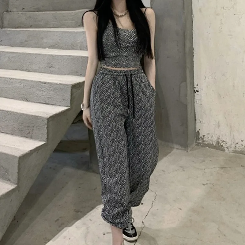 2021 Summer Fitness Sport Workout Women's Pantsuit Suspender With Breast Pad +Twill Sweatpants 2 Piece Sets Womens Outfits
2021 Summer Fitness Sport Workout Women's Pantsuit Suspender With Breast Pad +Twill Sweatpants 2 Piece Sets Womens Outfits