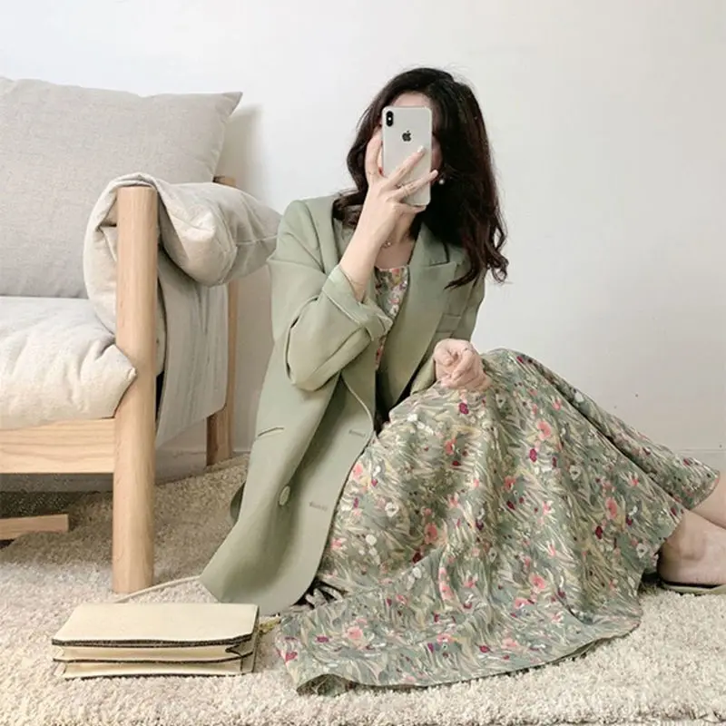 2021spring Women 's Clothes French Tea Break Design Sense Niche Floral Strap Dress Suit Two - Piece Suit
2021spring Women 's Clothes French Tea Break Design Sense Niche Floral Strap Dress Suit Two - Piece Suit