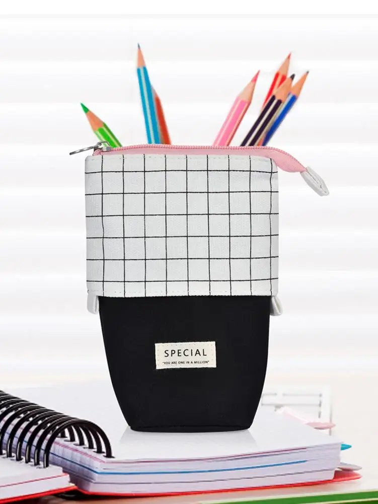 Creative Retractable Pencil Case Classic Grid Cartoon Pattern Stationery Bag Cosmetic Bag Student Standing Pencil Holder
Creative Retractable Pencil Case Classic Grid Cartoon Pattern Stationery Bag Cosmetic Bag Student Standing Pencil Holder